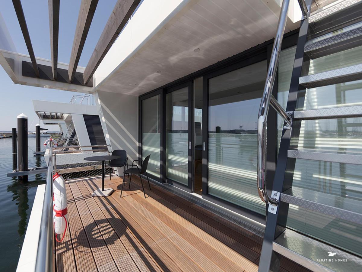 Hausboot 14 Willkommen an Bord Urlaub in der 1 Reihe mit traumhaftem Blick auf die Kieler Förde Laboe Exterior foto